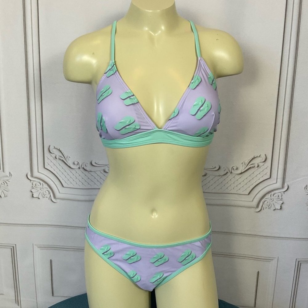 Undercurrent 2 Piece Triangle Top Swimsuit Purple Green Flip Flops Juniors Med - Picture 2 of 8